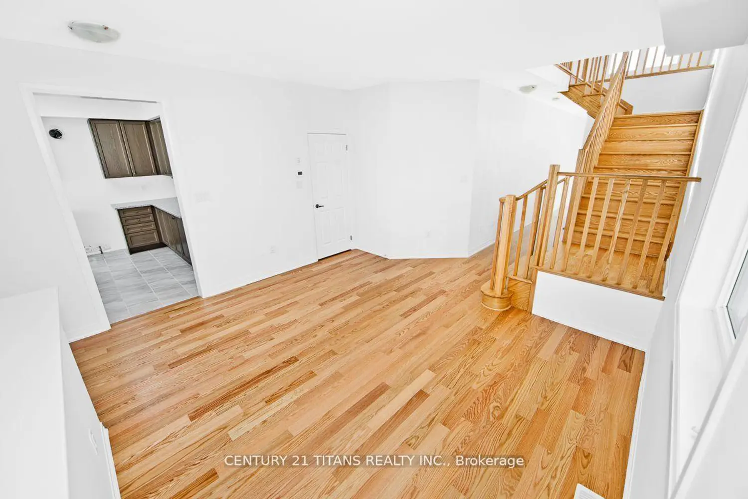159 Velvet Way photo 3
