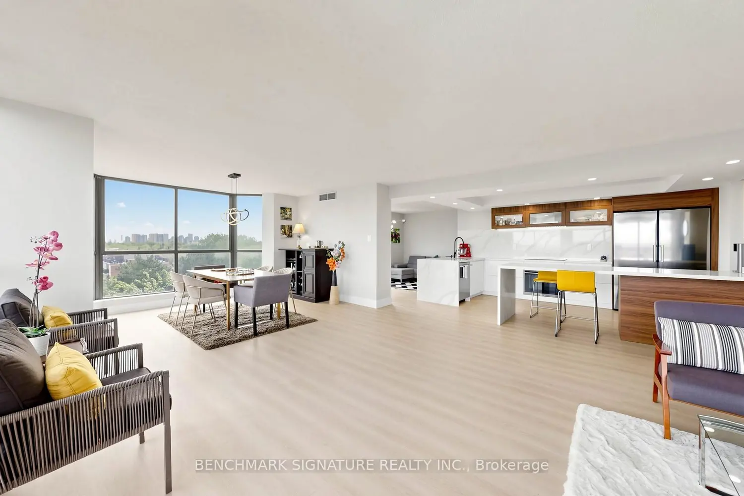 131 Torresdale Avenue 706