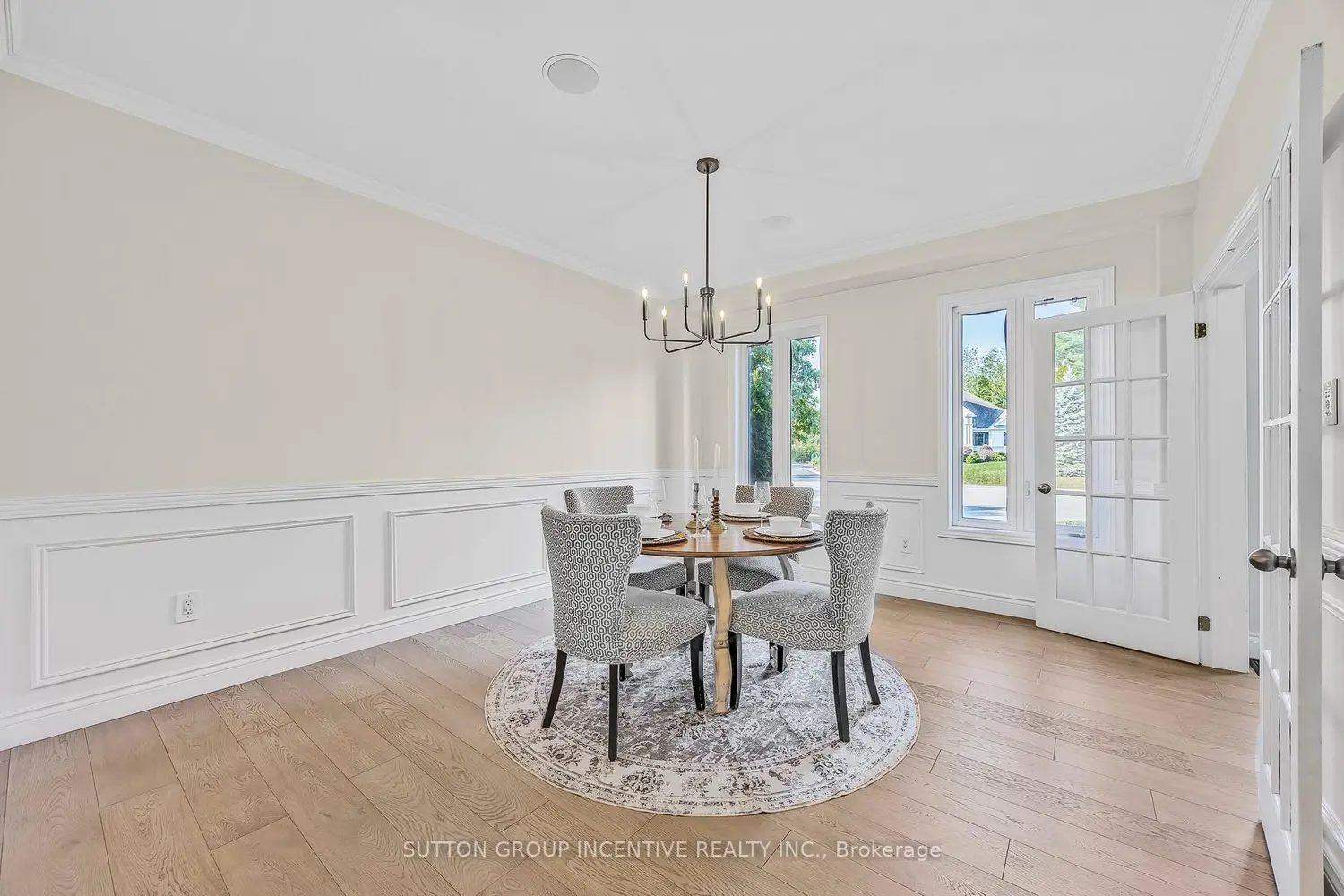 38 Lilac Lane photo 3