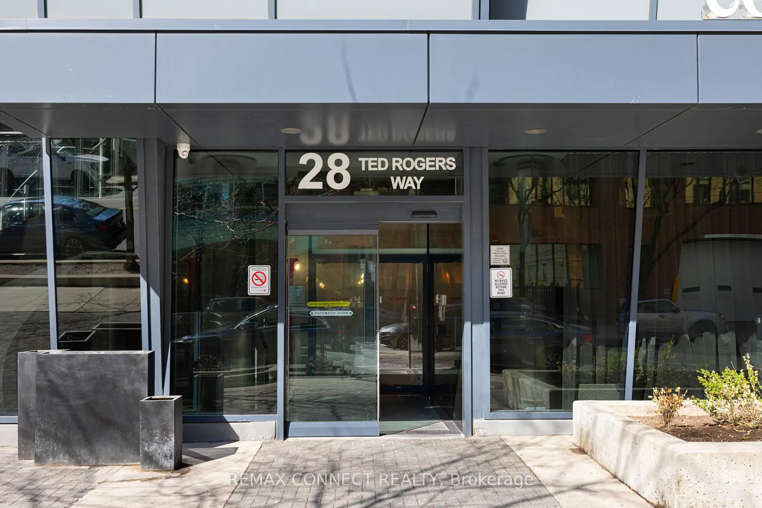 Additional image 20 of 28 Ted Rogers Way 1012