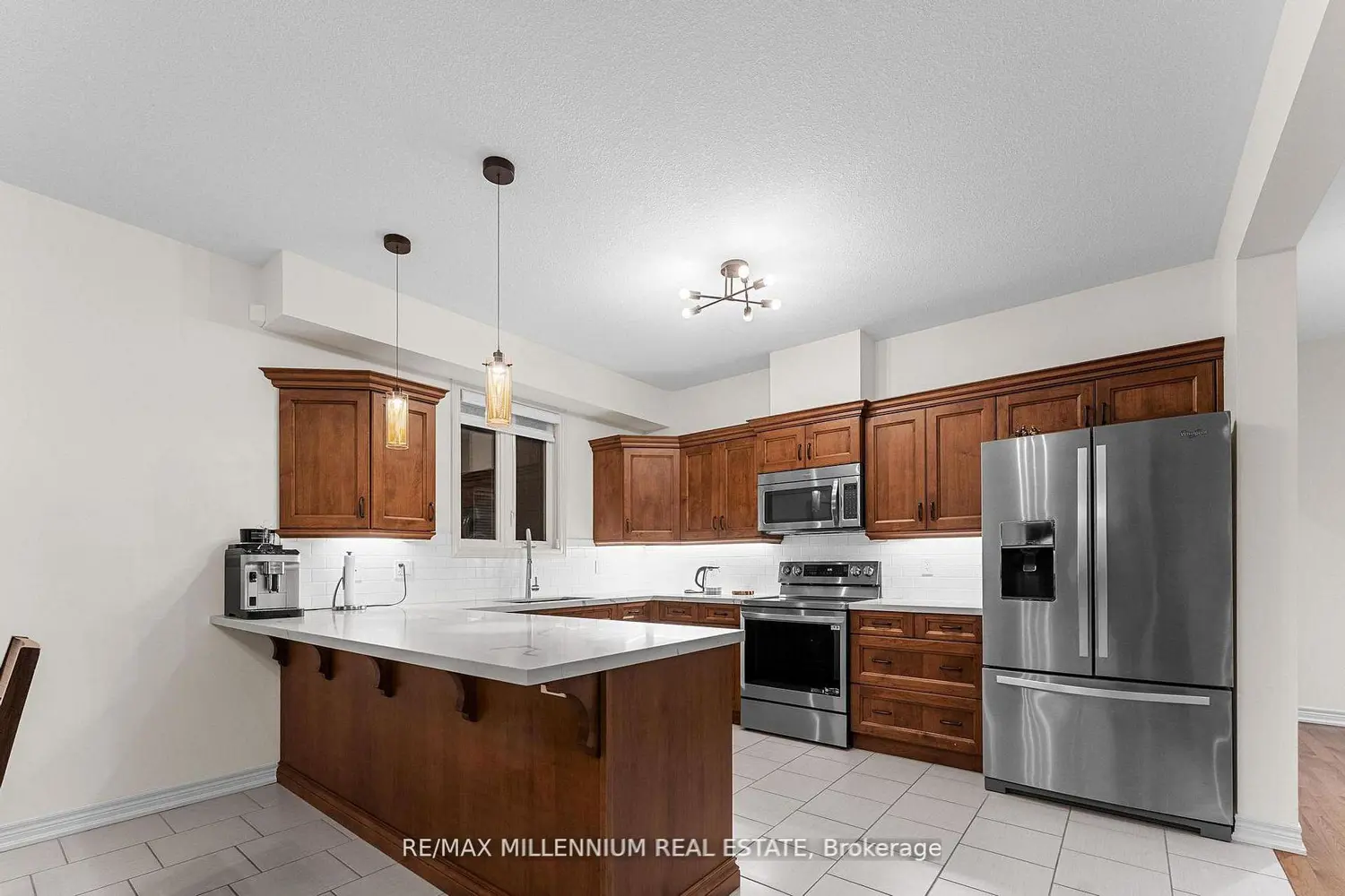 264 Patterson Street photo 2
