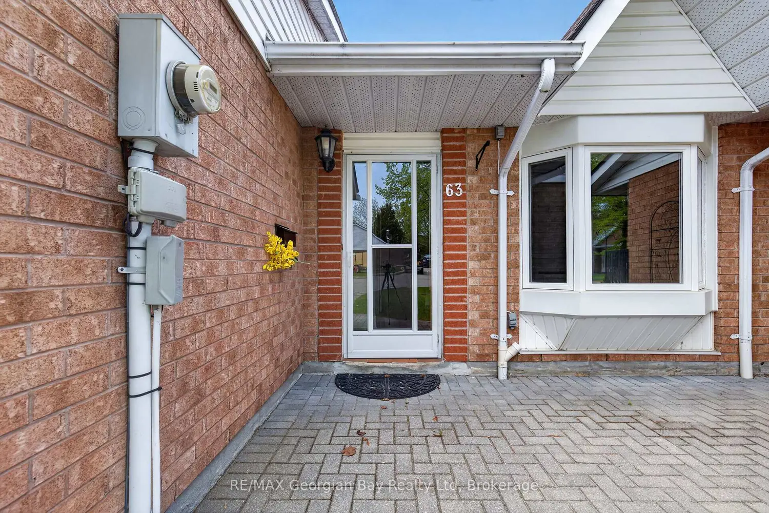 696 King Street 63
