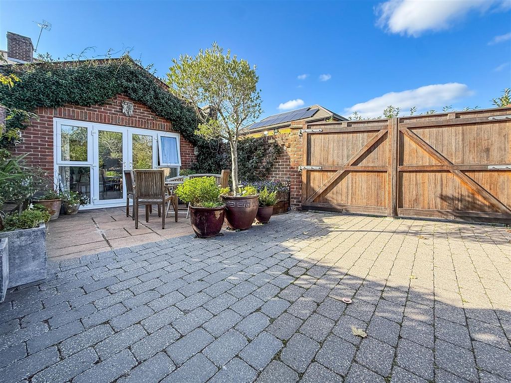 Additional image 23 of 3 bed end terrace house for saleCastle Street, Portchester PO16
