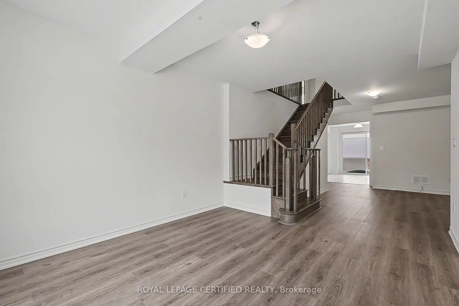 123 Rea Drive photo 3