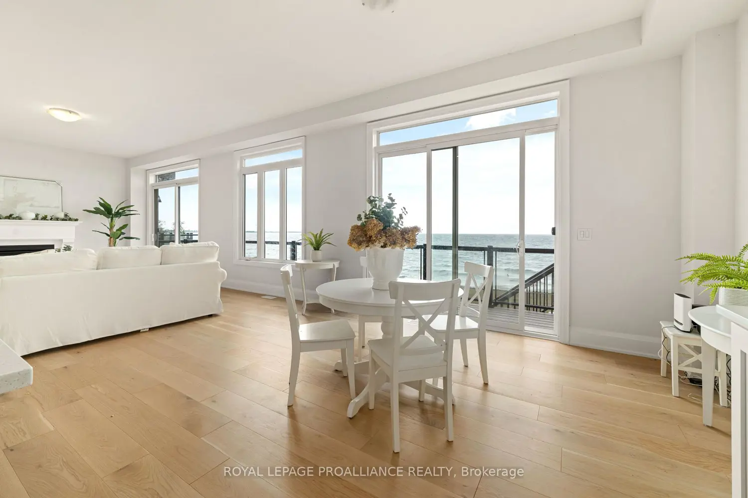19 Twelve Trees Court photo 5