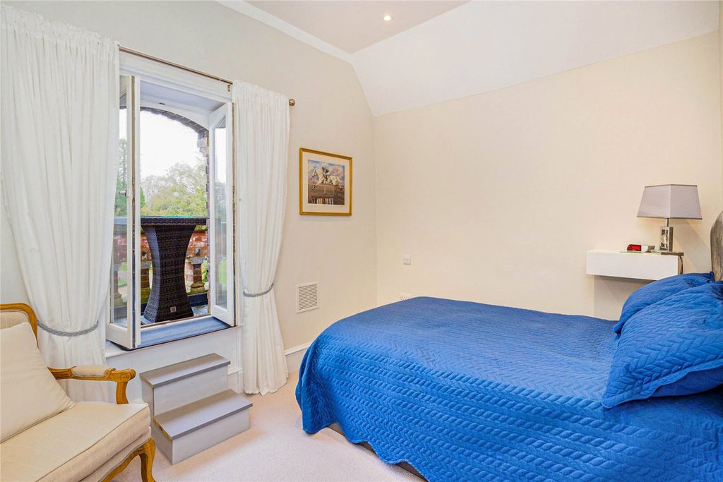 Additional image 12 of 2 bed flat for saleHastings Road, Hawkhurst, Cranbrook, Kent TN18