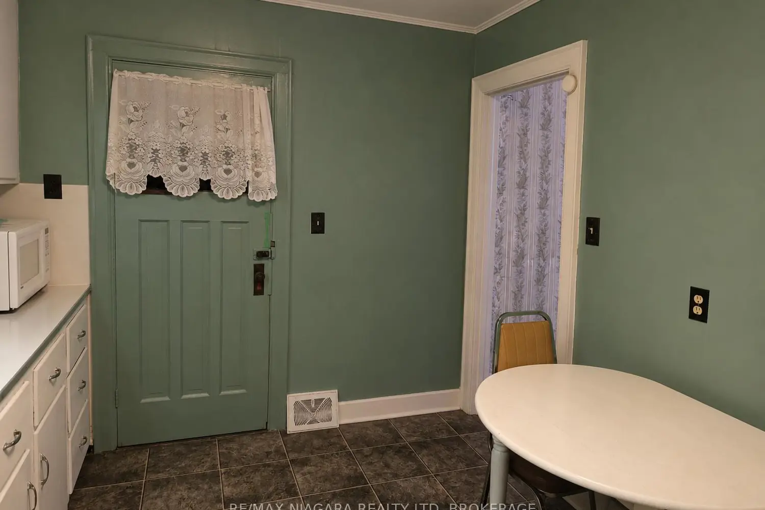 Additional image 6 of 66 Radford Avenue