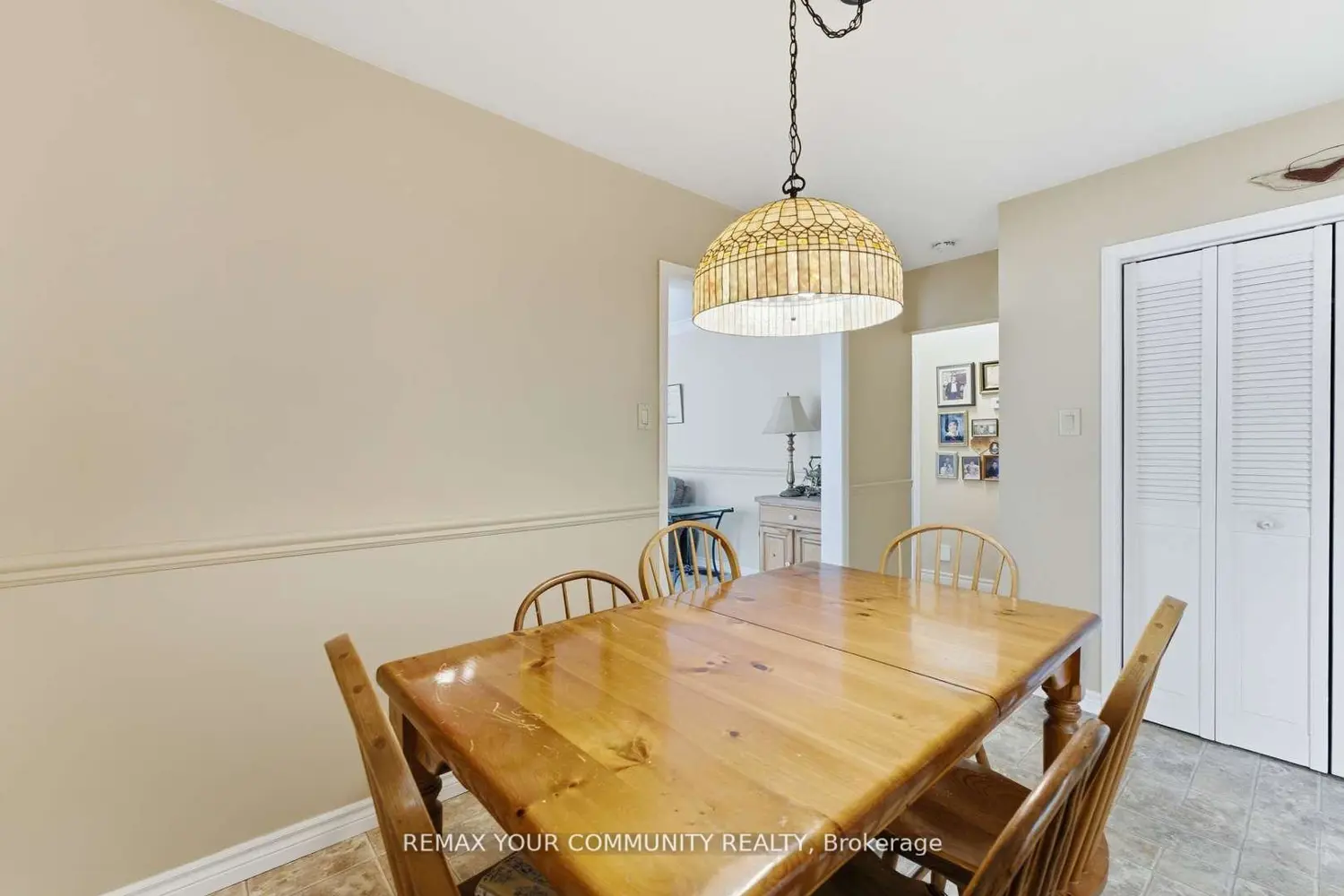 154 Hollingsworth Drive photo 4