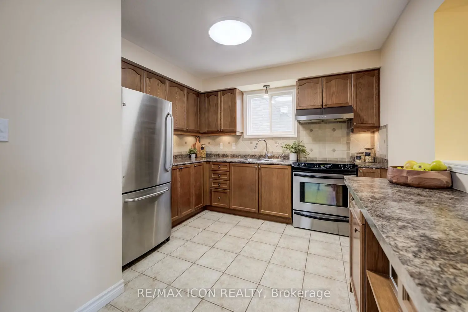 124 Prosperity Drive photo 5