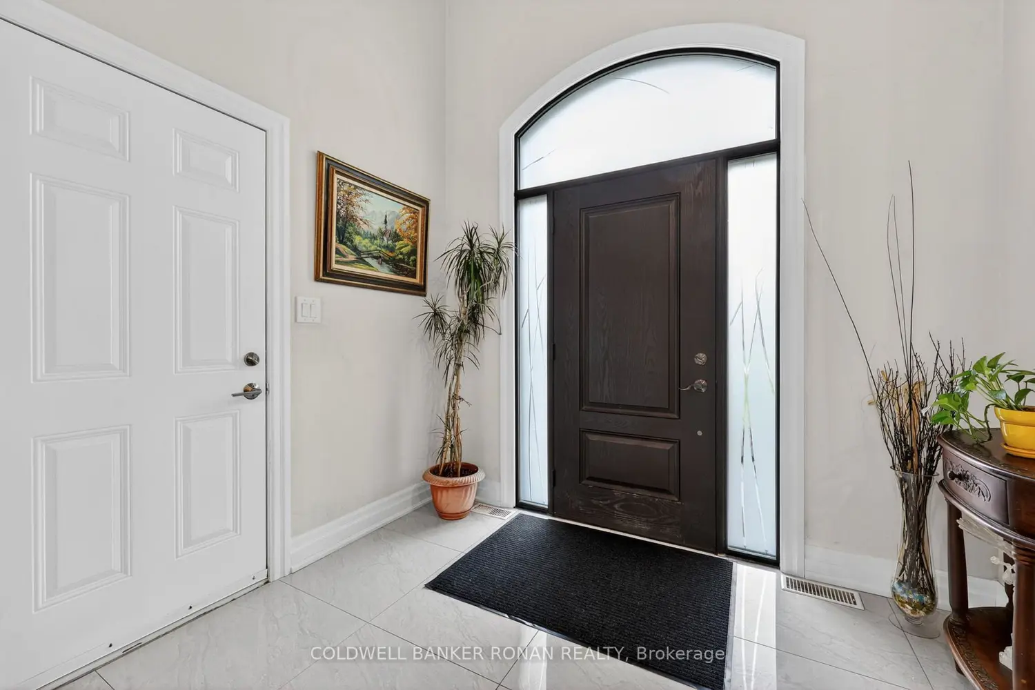 3019 Sandy Cove Drive photo 2
