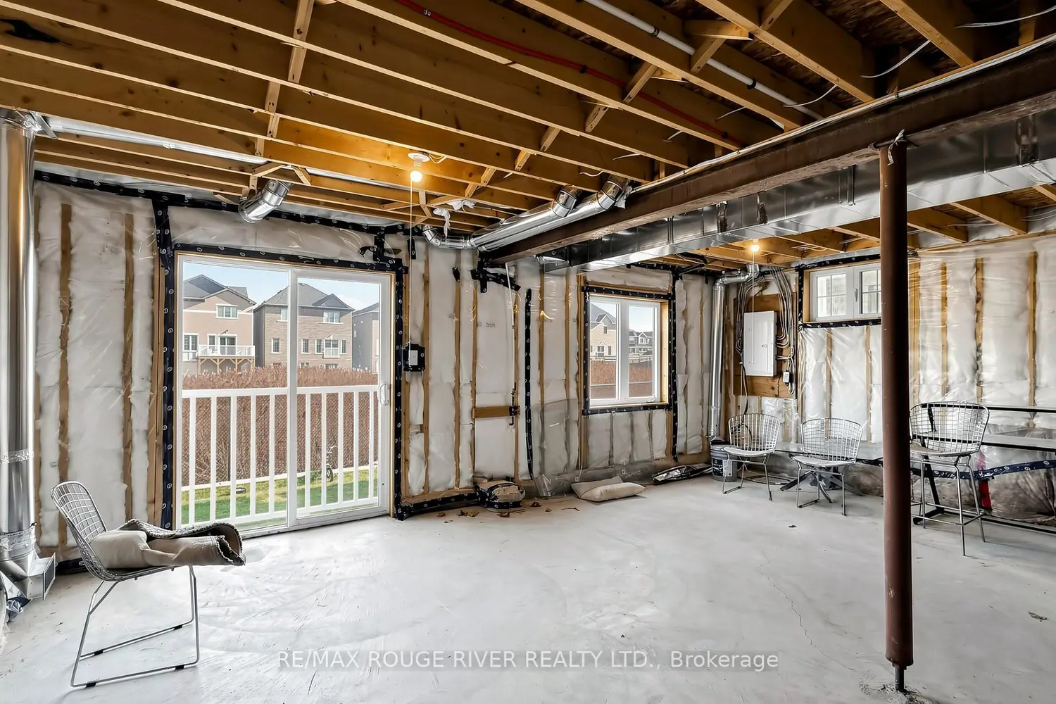 Additional image 9 of 1099 Cameo Street