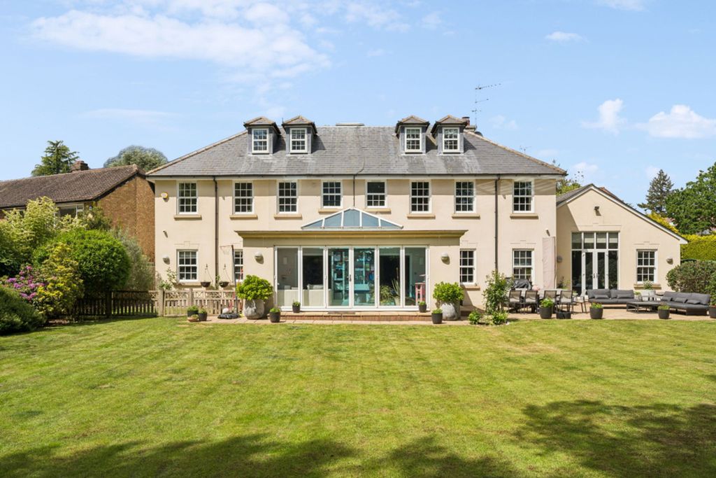 Additional image 4 of 7 bed detached house for saleCamp Road, Gerrards Cross SL9