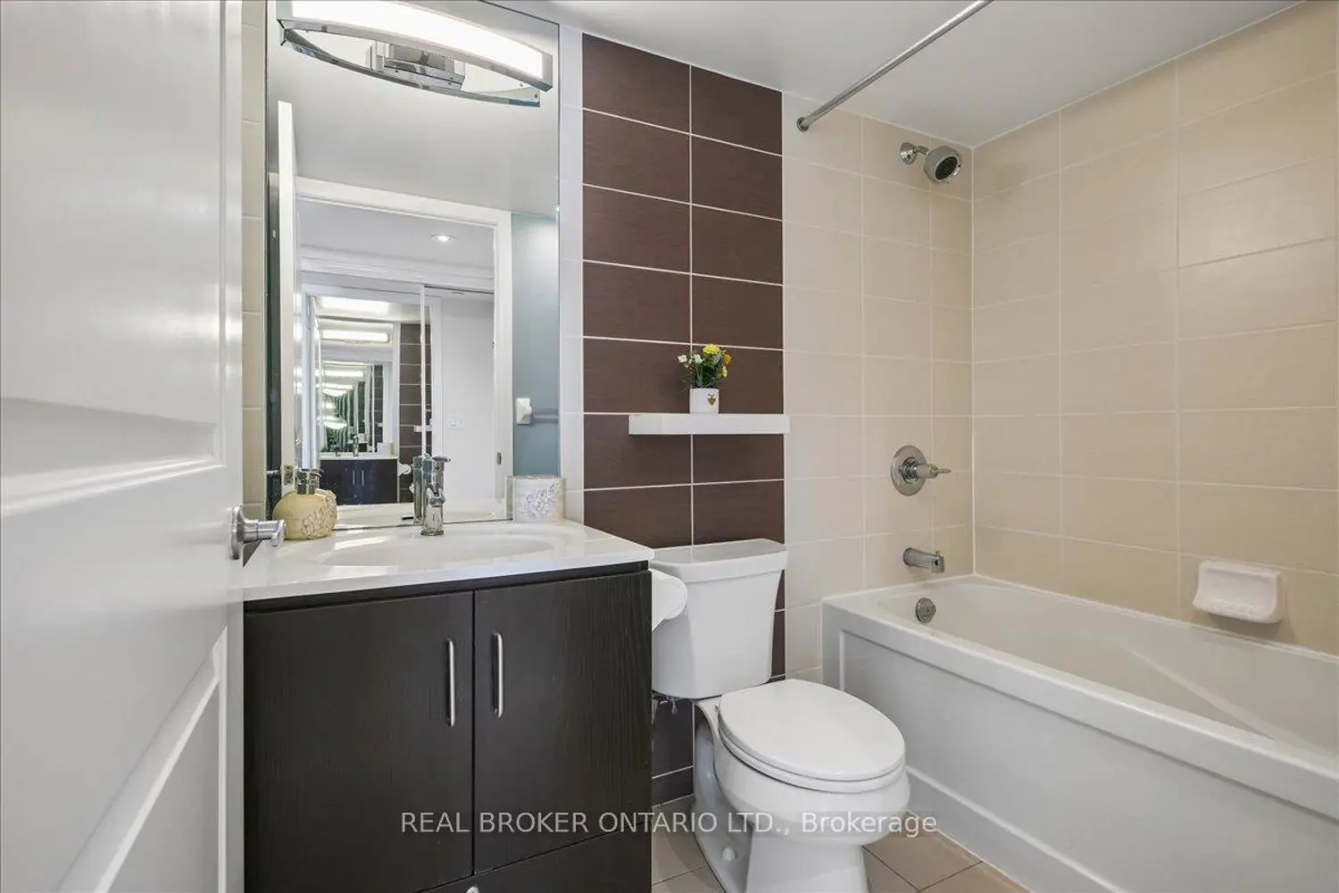 Additional image 5 of 205 Sherway Gardens Road 1704