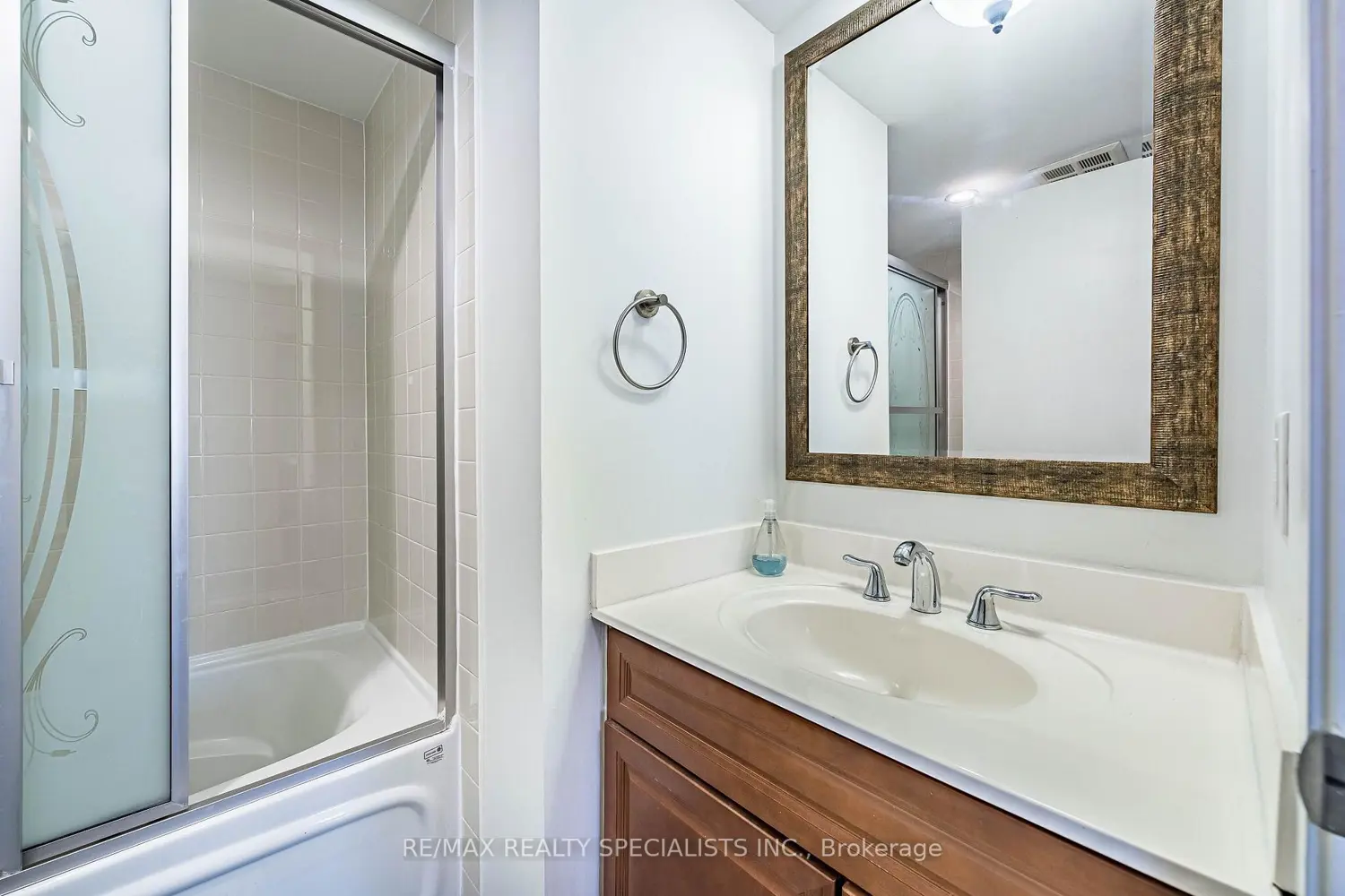 Additional image 16 of 38 Lee Centre Drive 2803