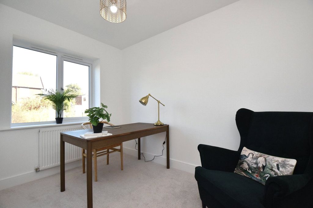 Additional image 5 of 4 bed detached house for sale1 Fleet Road, Laureate Fields, Felixstowe, Suffolk IP11