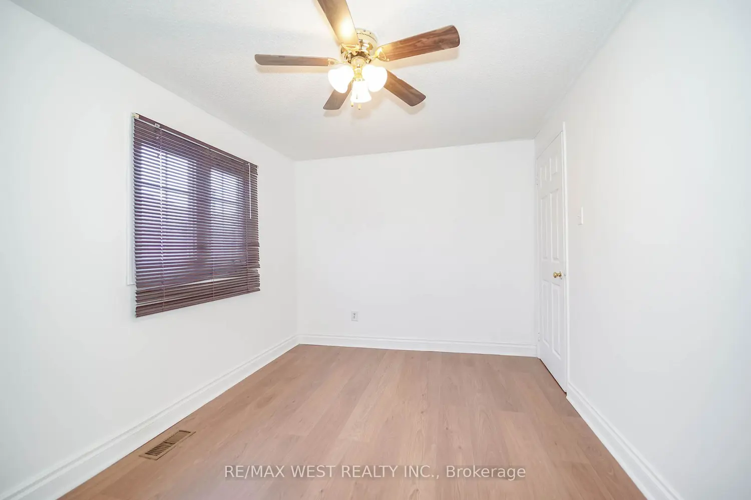 Additional image 9 of 120 Littles Road
