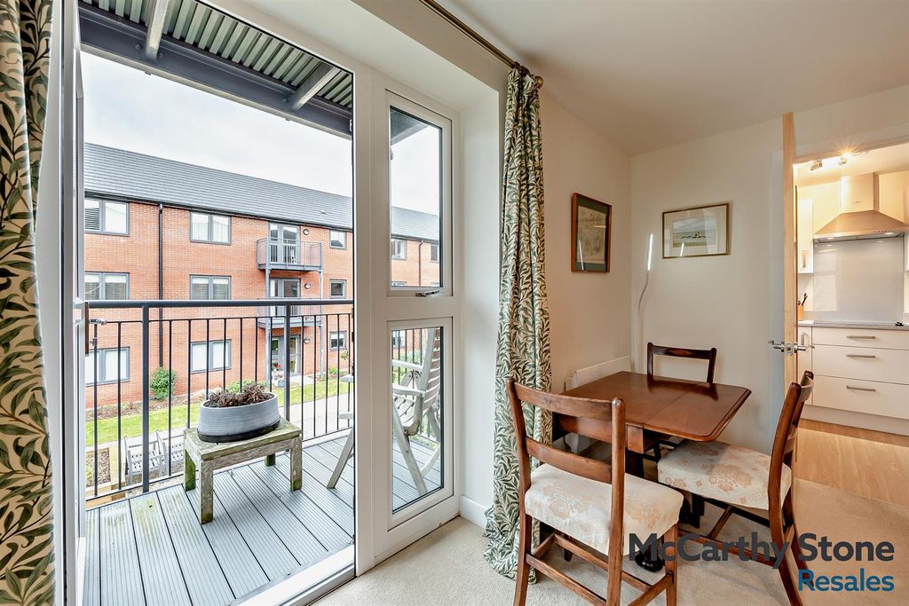 Additional image 4 of 2 bed flat for salePym Court Bewick Avenue, Topsham, Exeter EX3