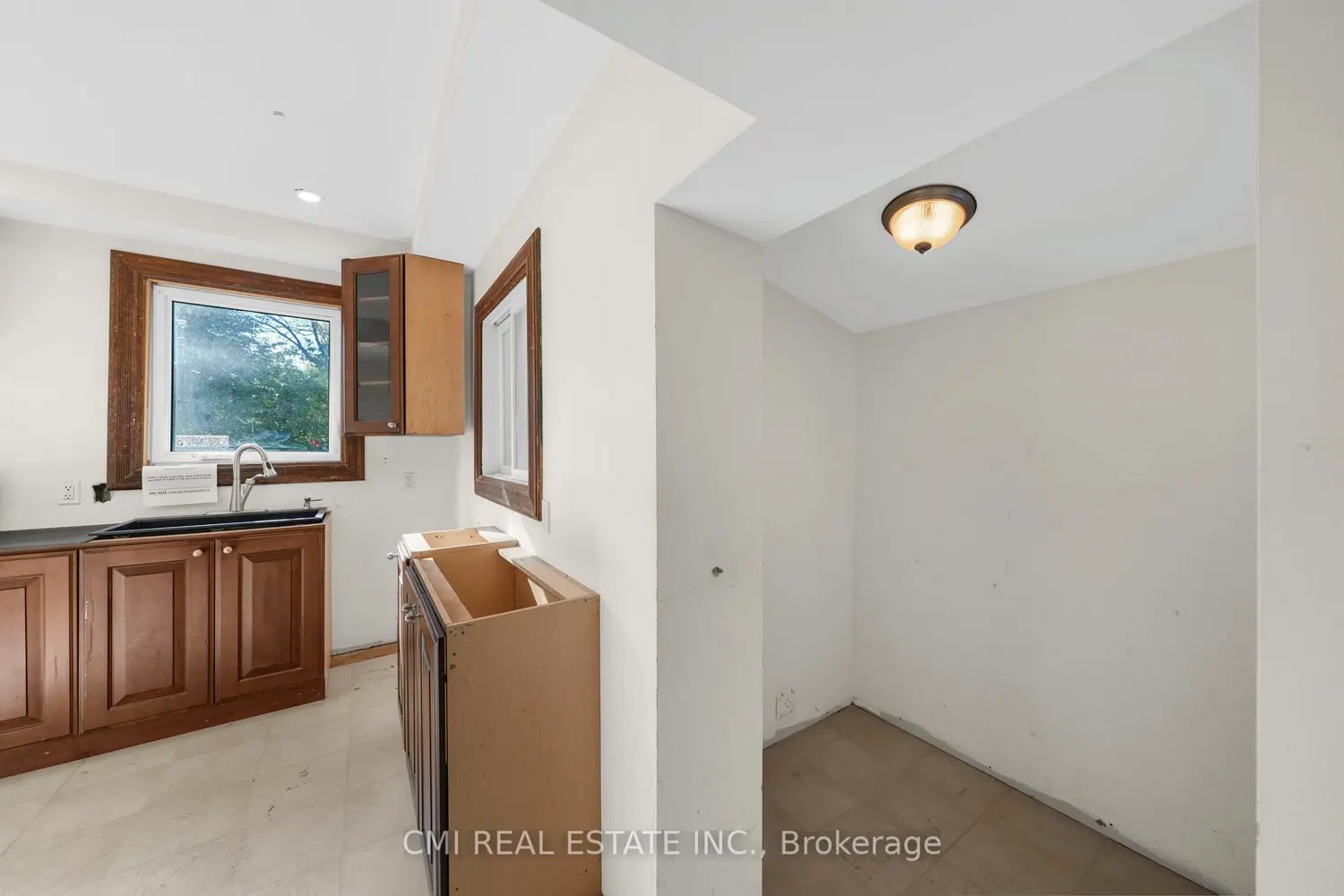 Additional image 8 of 43 Perry Street