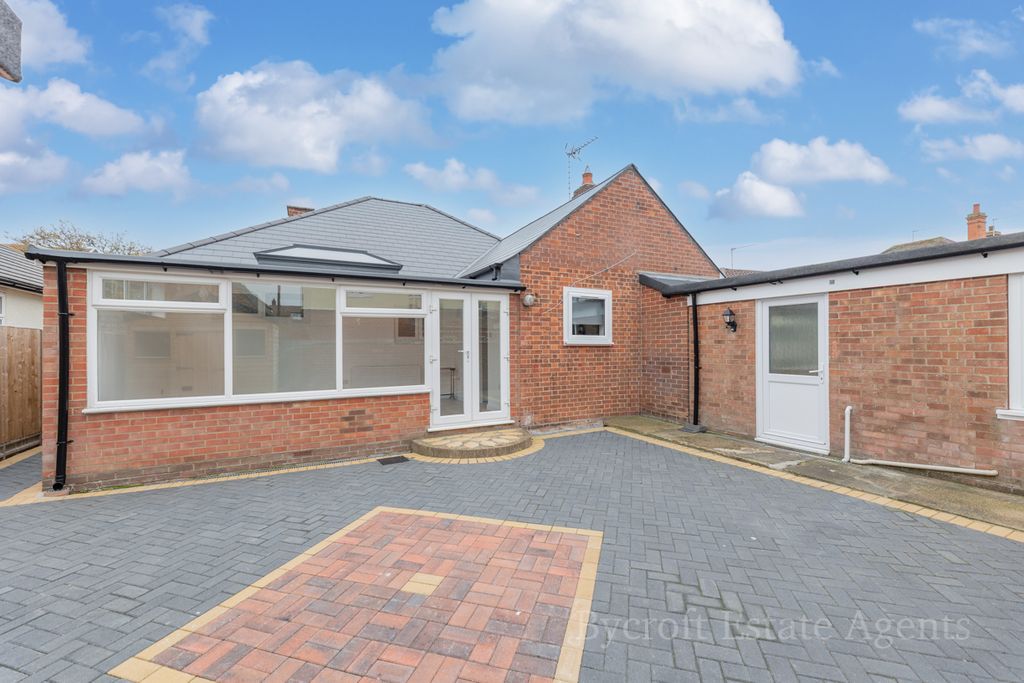 Additional image 14 of 3 bed detached bungalow for saleWindsor Avenue, Great Yarmouth NR30