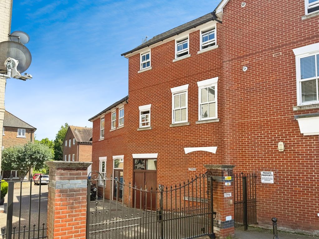 Additional image 2 of 2 bed flat for saleRiverside Place, Fordingbridge SP6