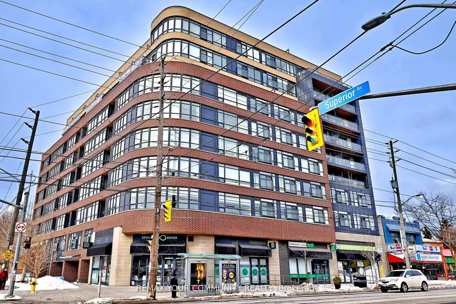 11 Superior Avenue 907