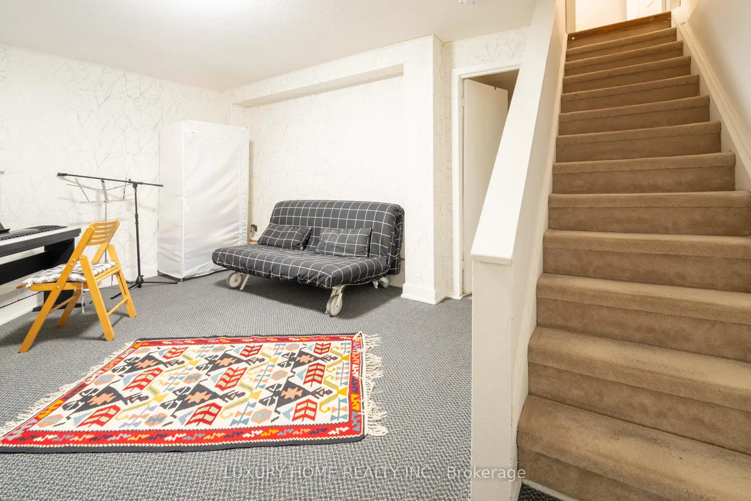 Additional image 15 of 100 Henderson Avenue 2