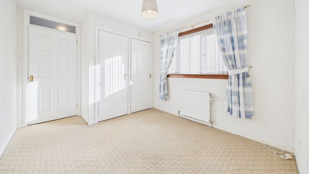 Additional image 6 of 3 bed semi-detached house for saleBroomhill Crescent, Erskine PA8