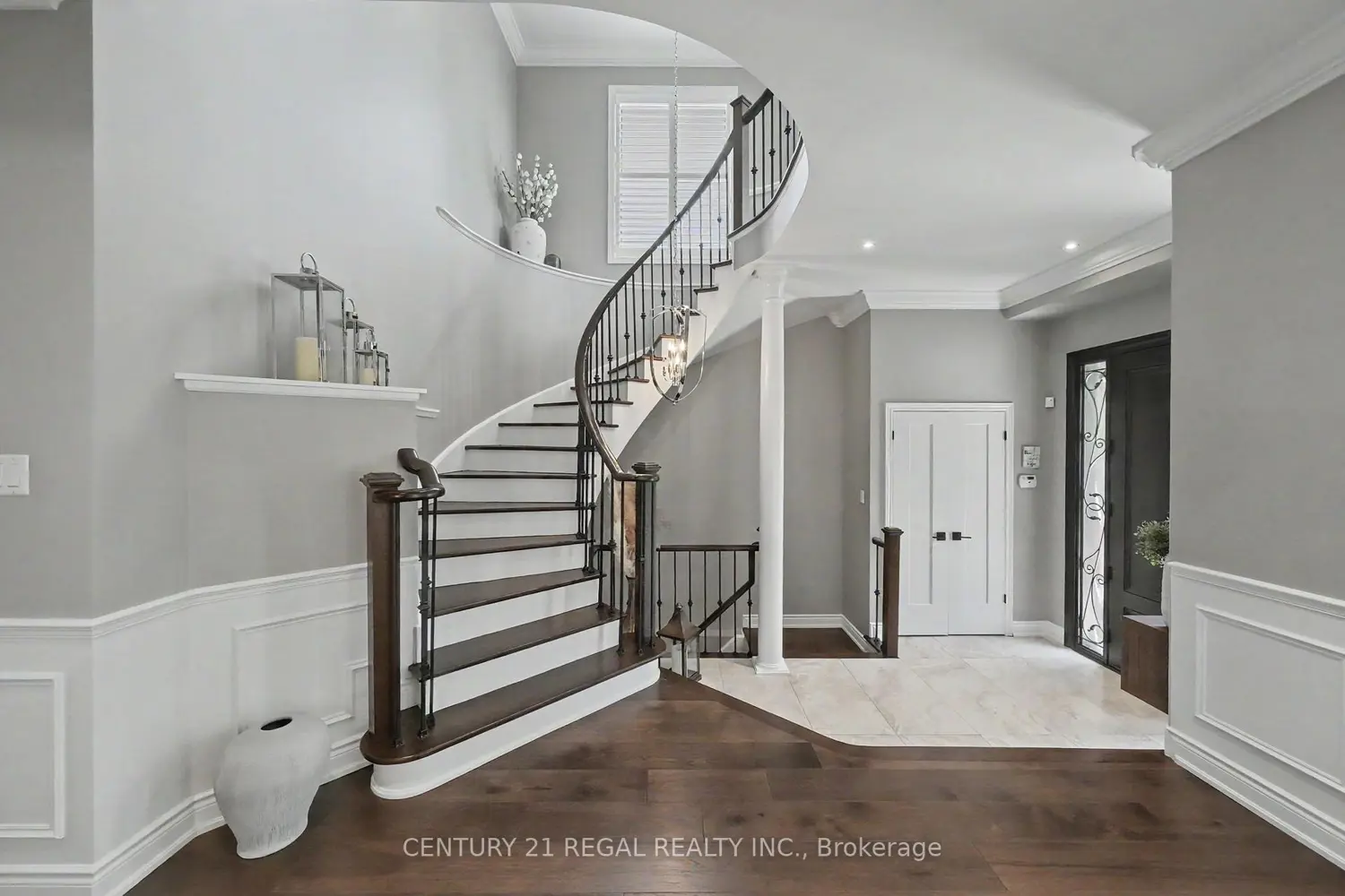 2260 Chickadee Crescent