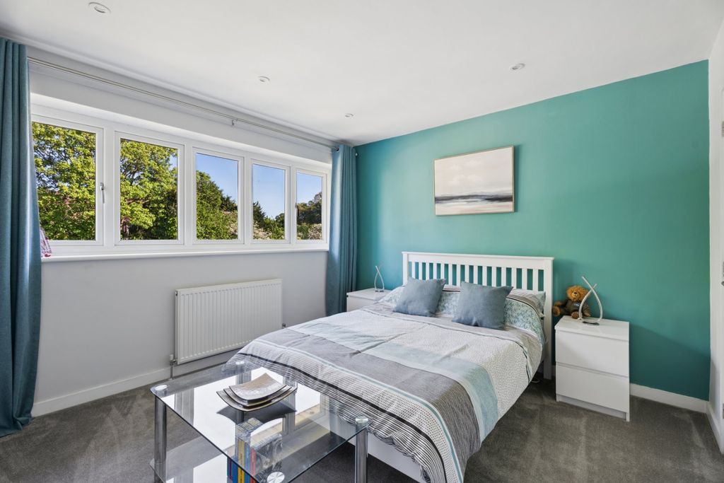 Additional image 8 of 4 bed detached house for saleMeadowcroft, Chalfont St. Peter, Gerrards Cross, Buckinghamshire SL9