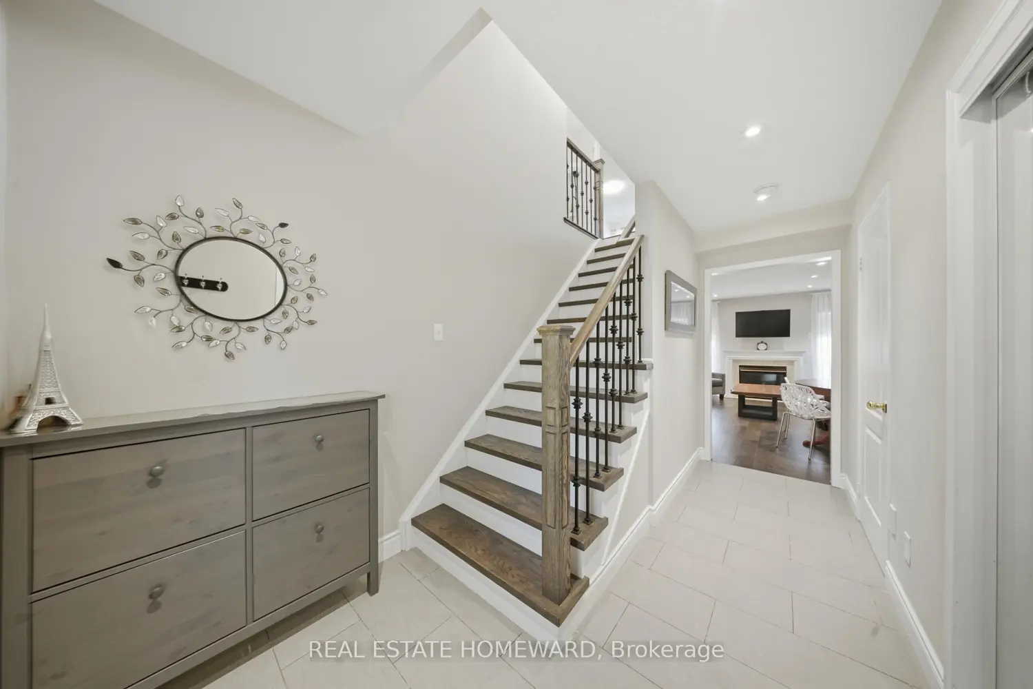5942 Delle Donne Drive photo 4
