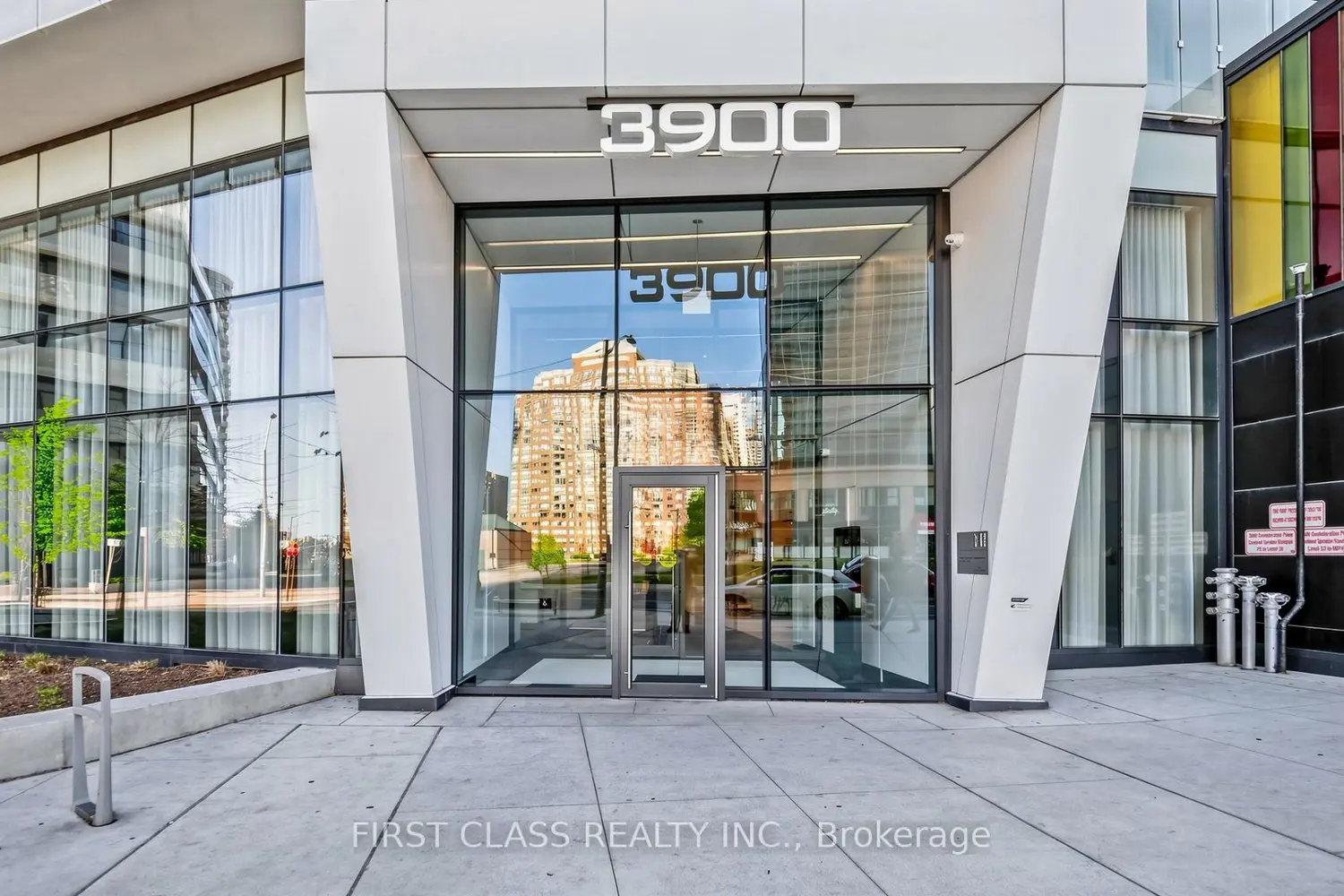 3900 Confederation Parkway 4204 photo 4