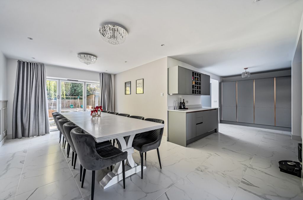 Additional image 7 of 4 bed detached house for saleAshley Road, Farnborough, Hampshire GU14