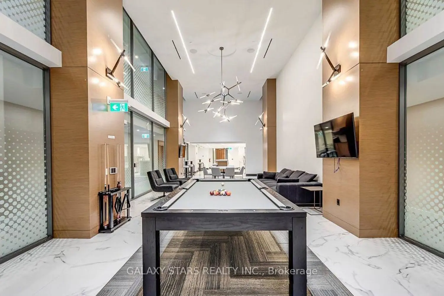 Additional image 18 of 15 Queens Quay 309