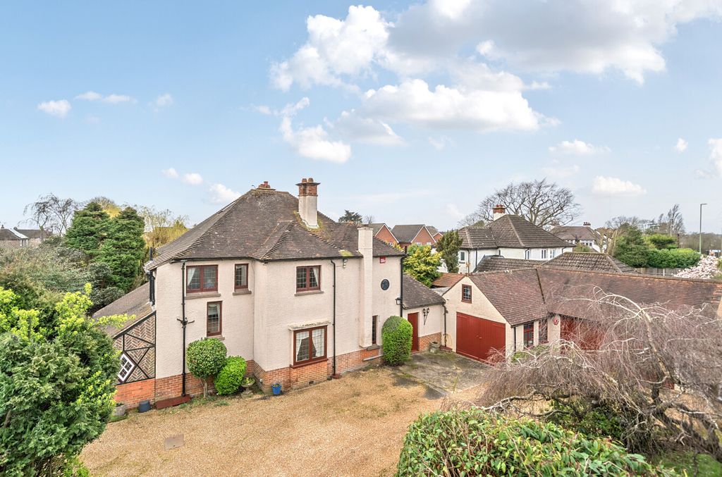 4 bed detached house for saleThe Avenue, Fareham, Hampshire PO14