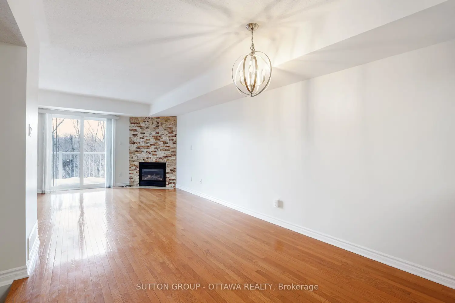 115 Tall Pines Private photo 2
