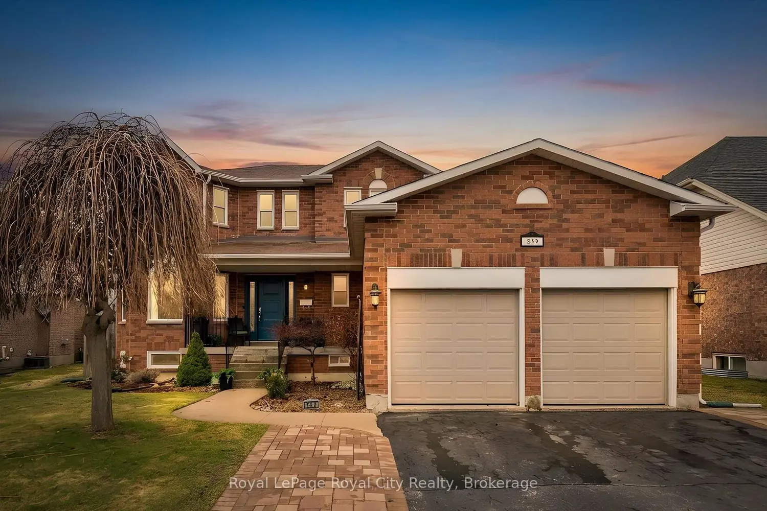 339 Daniel Crescent