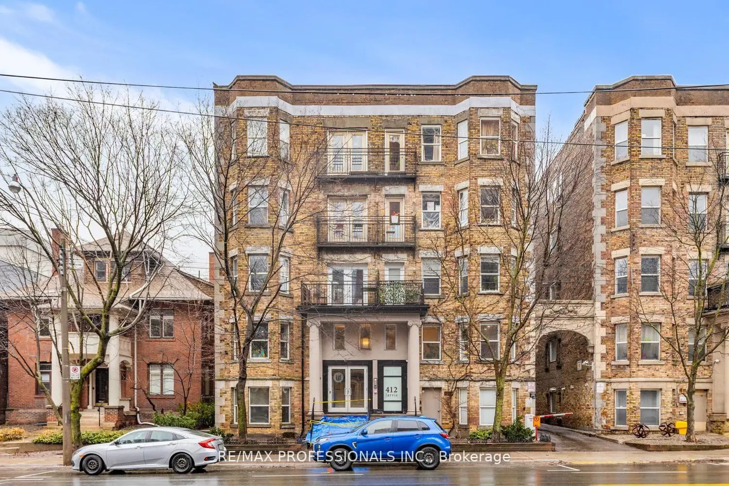 412 Jarvis Street 105
