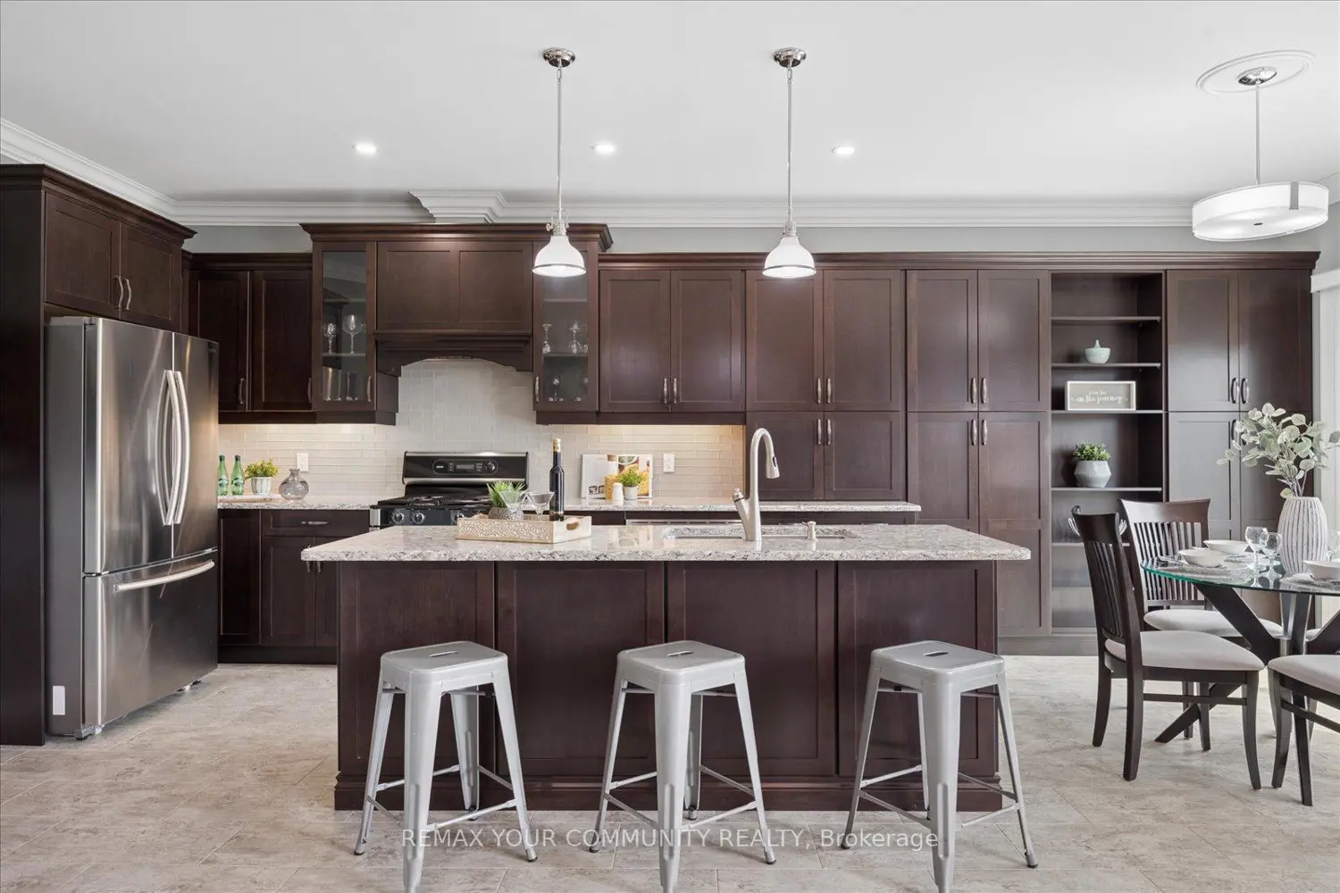8 Jacob Way photo 5