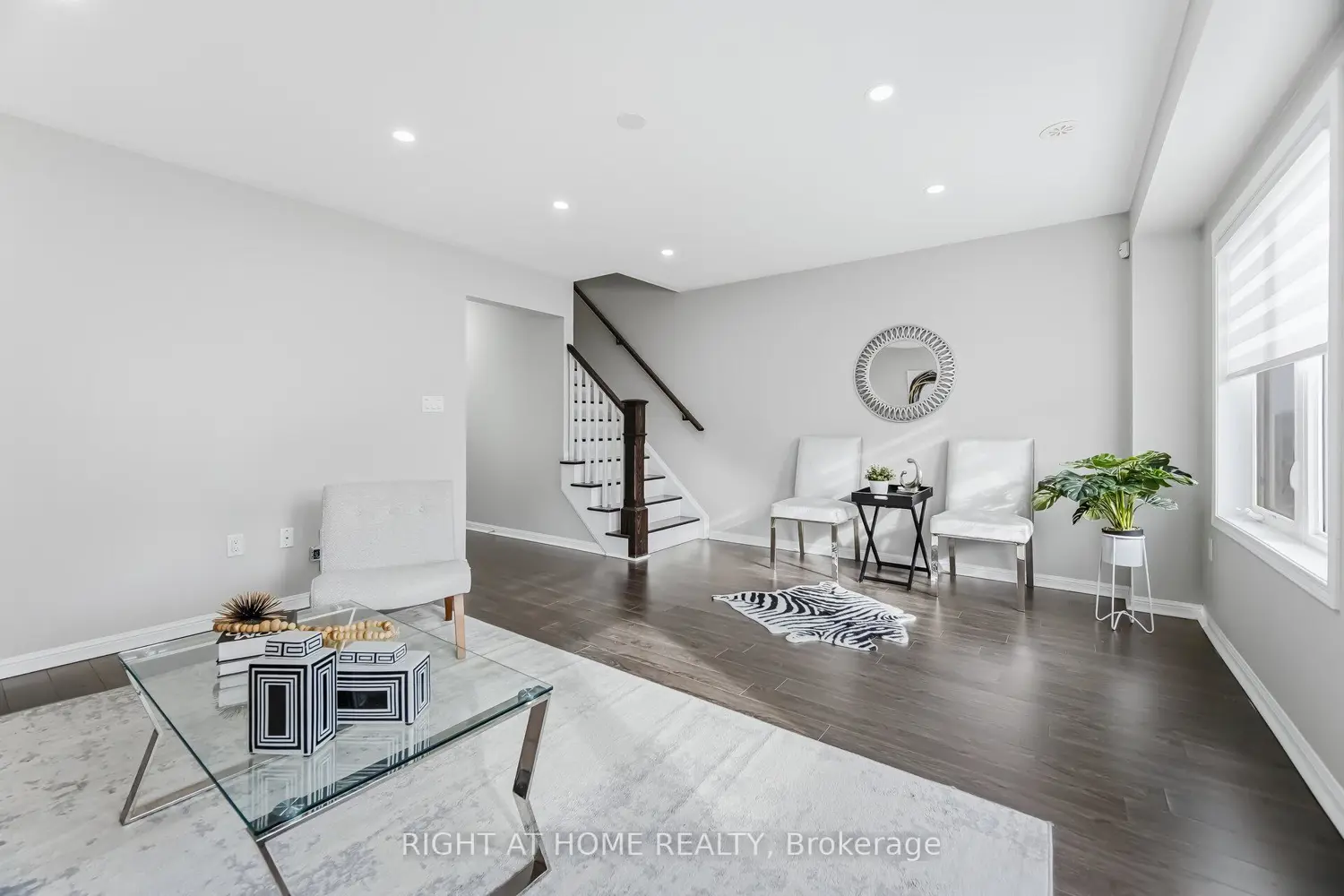 Additional image 8 of 10 Vanhorne Close