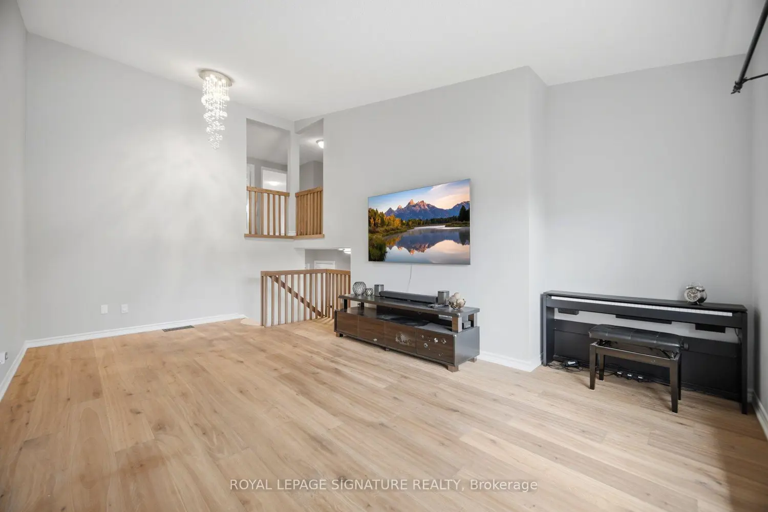 3453 Hannibal Road photo 2