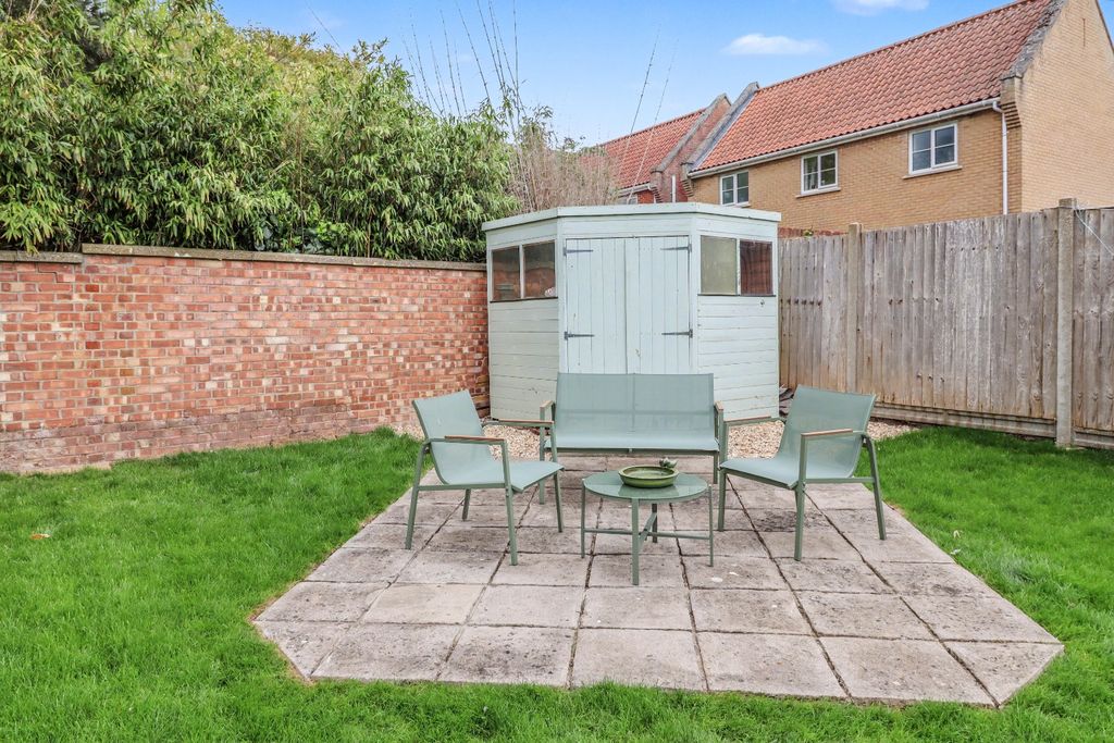 Additional image 20 of 3 bed semi-detached house for saleGladstone Road, Fakenham NR21