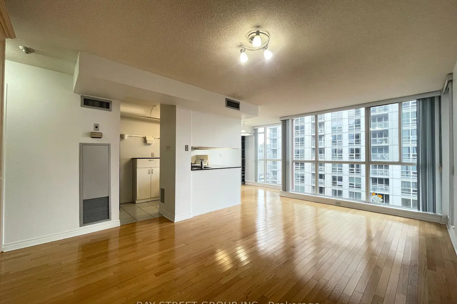 Additional image 2 of 736 Bay Street 1910