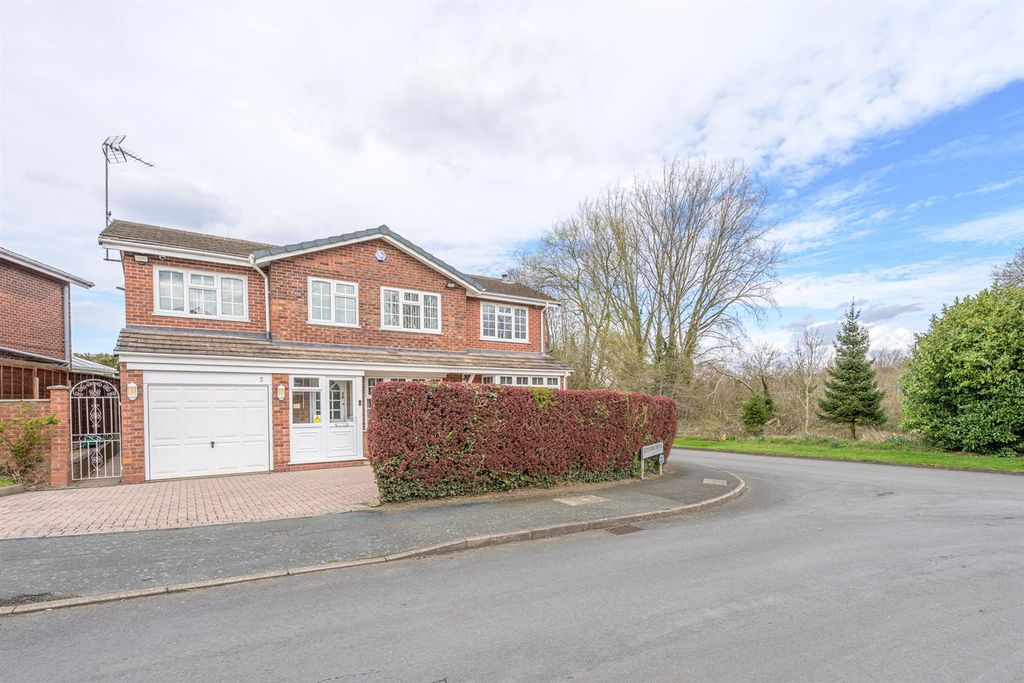 Additional image 30 of 5 bed detached house for saleCampion Grove, Halesowen B63