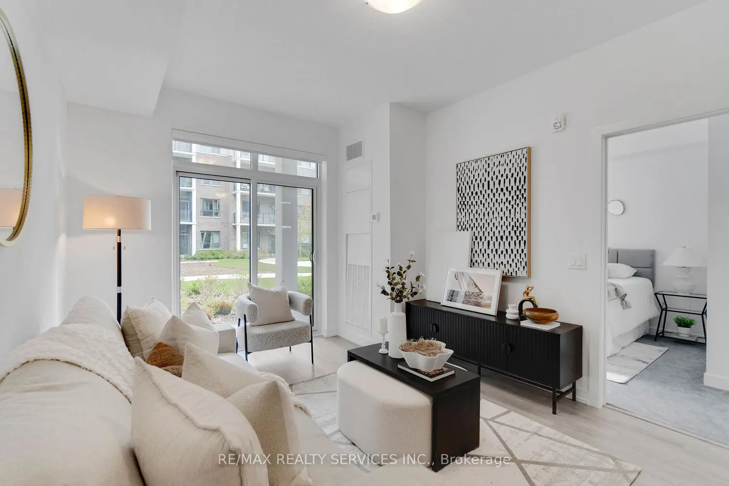 Additional image 7 of 5055 Greenlane Road 136