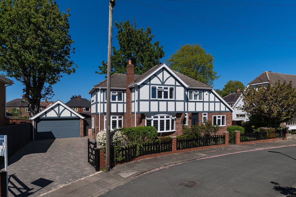 4 bed detached house for saleOrchards Croft, Grimsby DN33