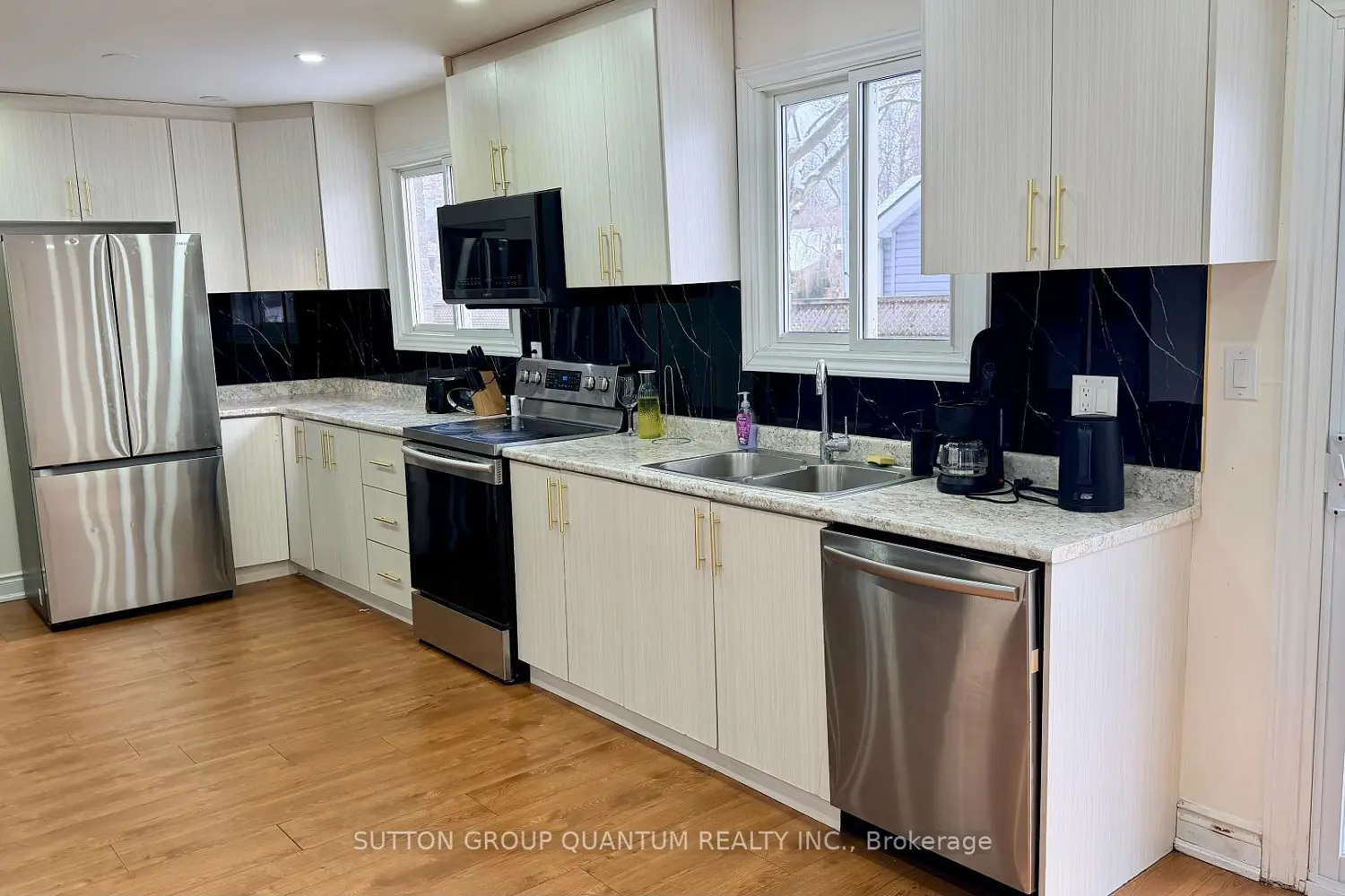 Additional image 9 of 3118 Victoria Street
