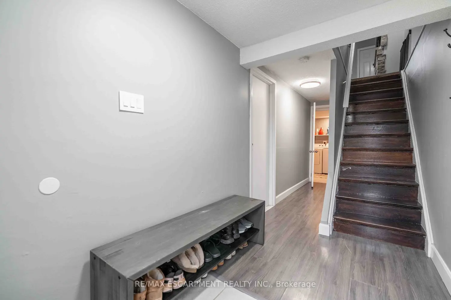 1025 Upper Gage Avenue 1 photo 4