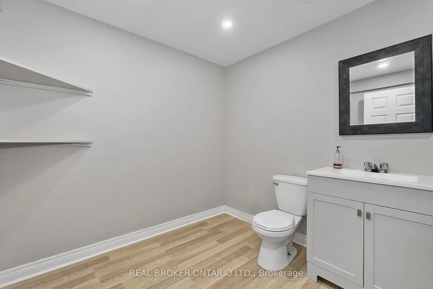 Additional image 9 of 31 Fox Den Drive