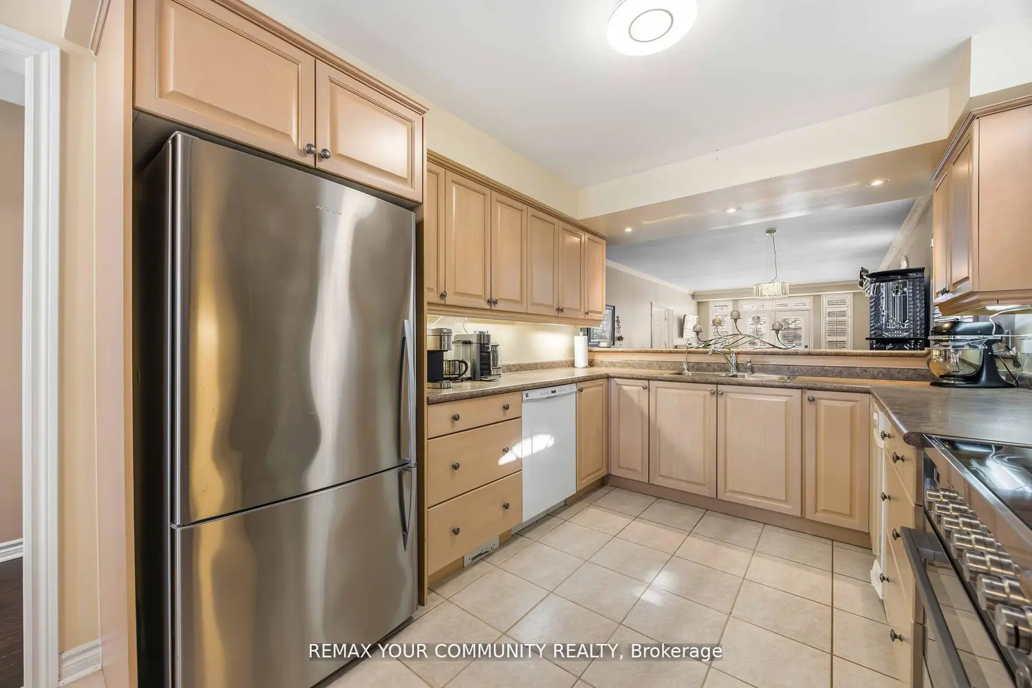 Additional image 10 of 520 Silken Laumann Drive 17