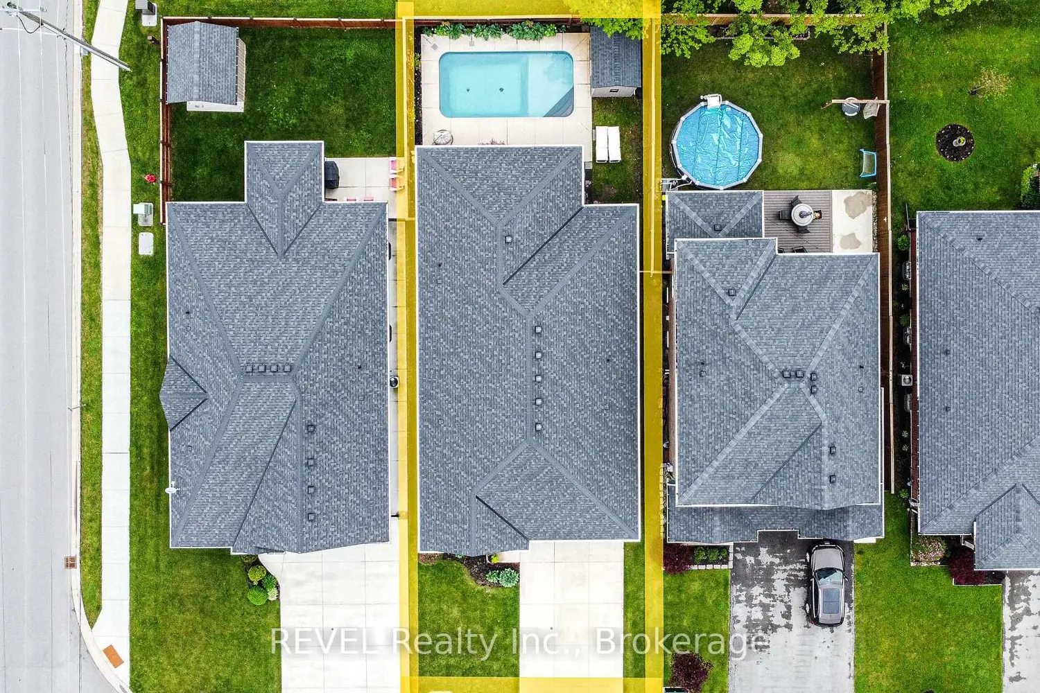 15 Willowbrook Drive photo 4